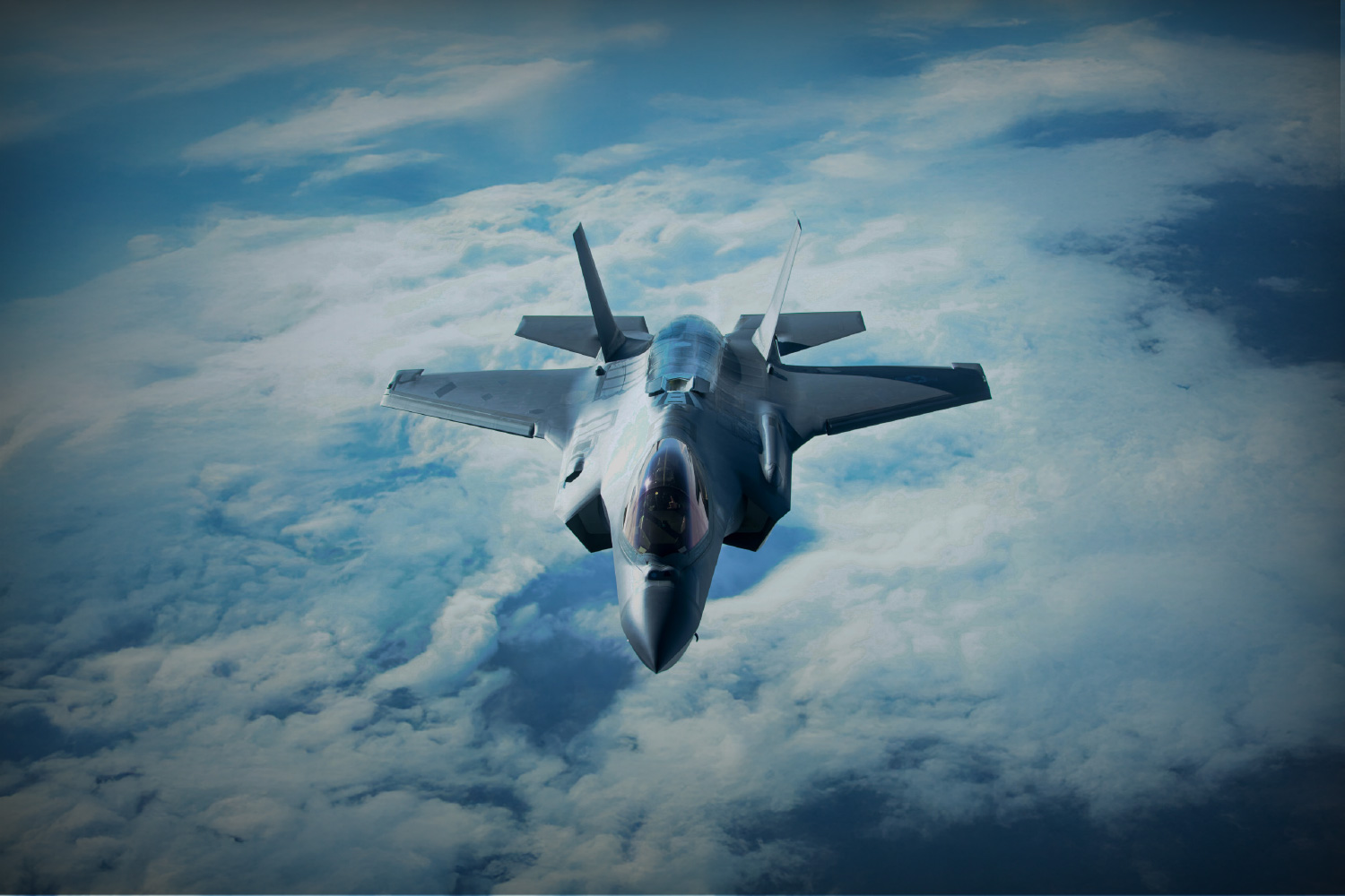 F35 Lightning II in de wolken